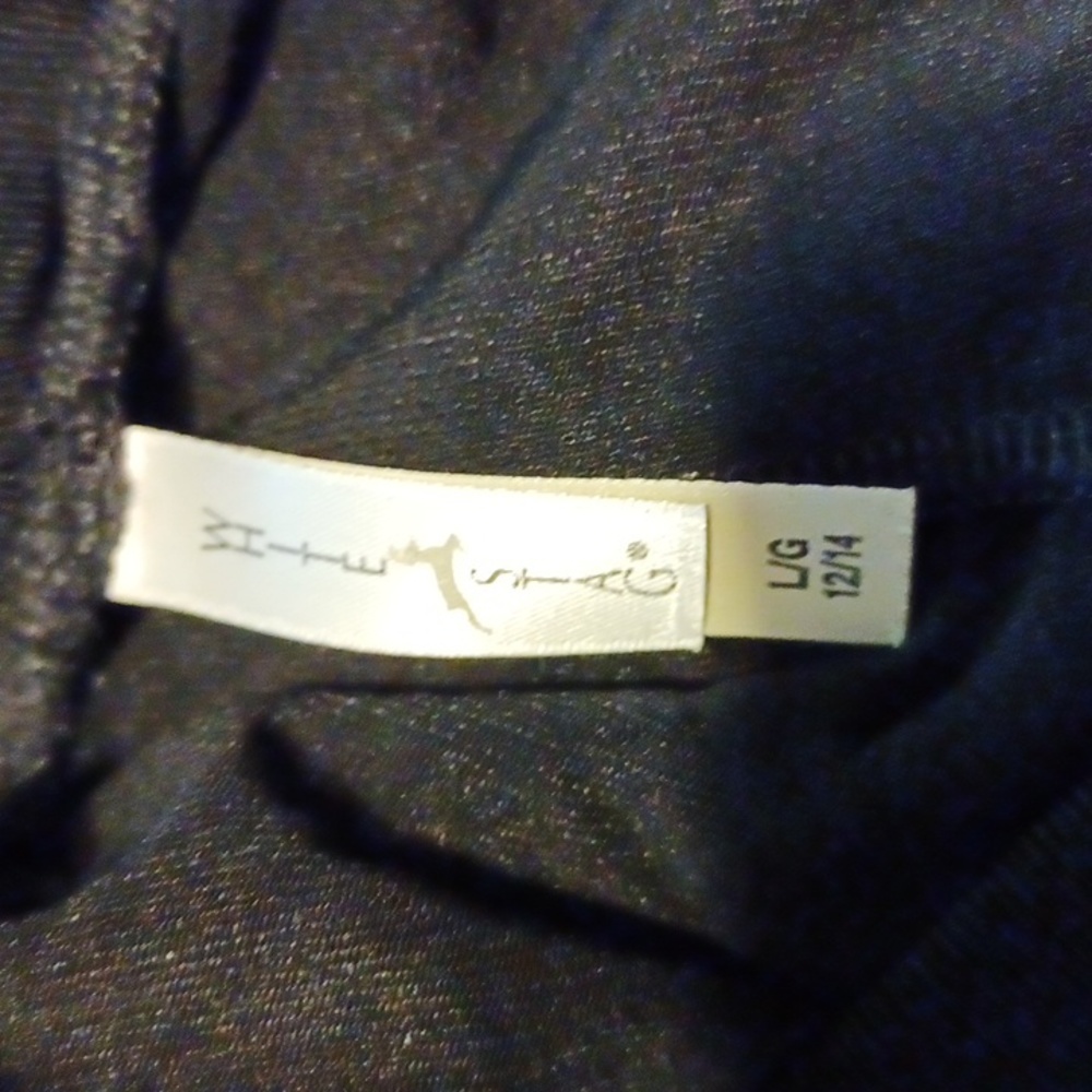 BUNDLE Women's L - Picture 6 of 6